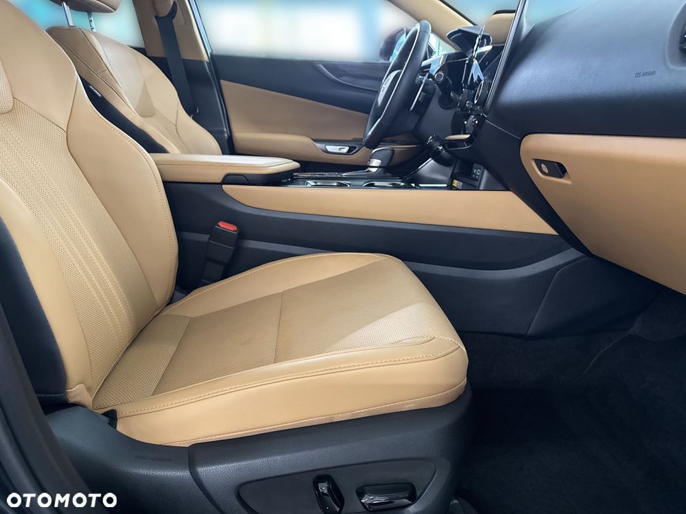 Lexus NX - 27