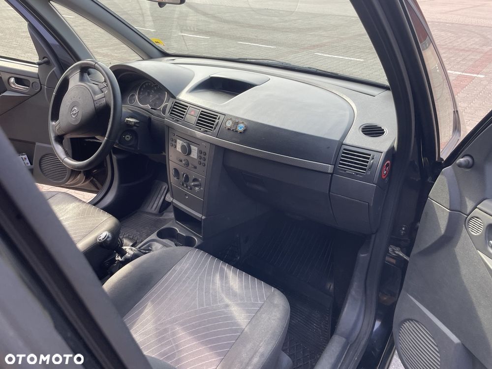 Opel Meriva - 9
