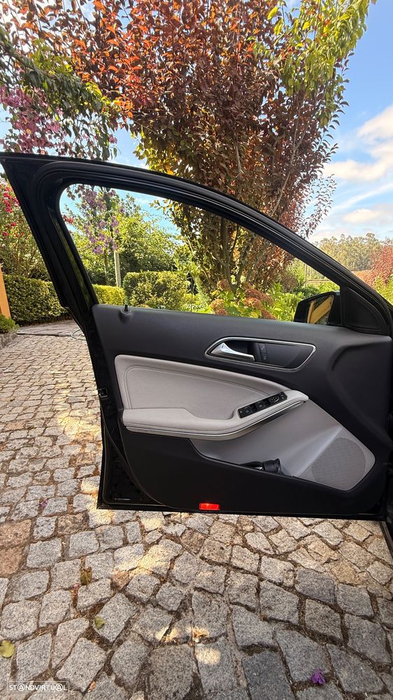 Mercedes-Benz A 180 d Urban - 29