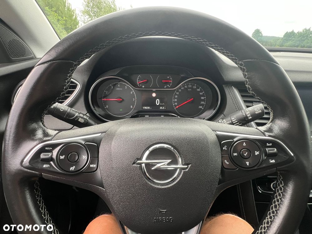 Opel Grandland X 1.2 Start/Stop Business INNOVATION - 23