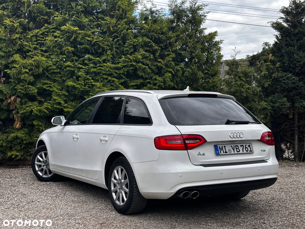 Audi A4 Avant 2.0 TDI DPF clean diesel Ambiente - 27