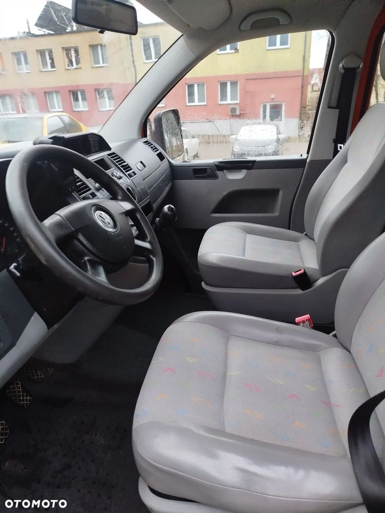 Volkswagen Transporter T5 - 6