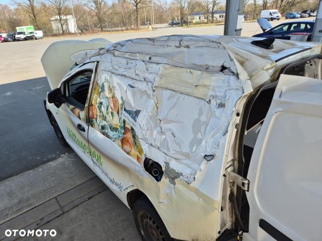 Volkswagen Caddy - 10