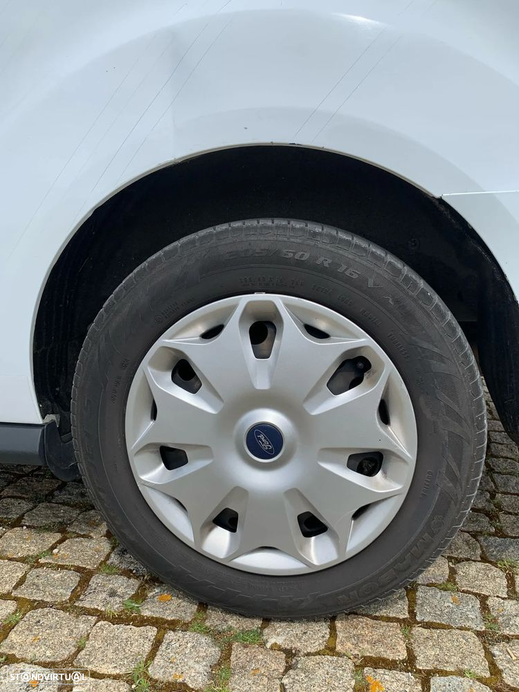 Ford Transit Connect - 14