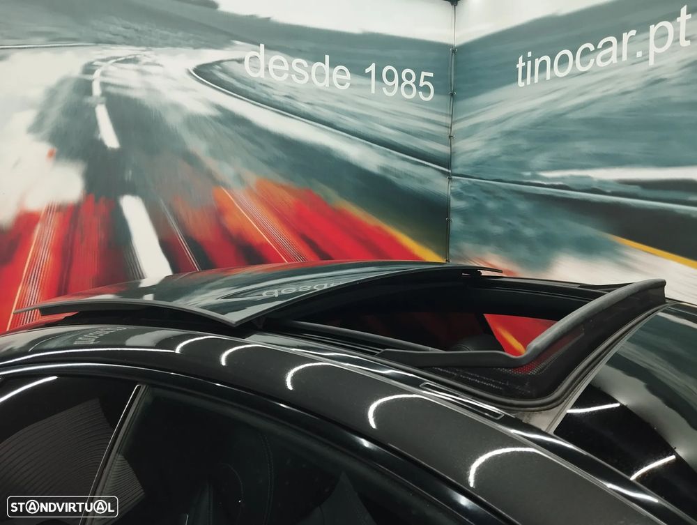 Mercedes-Benz E 220 d AMG Line - 14