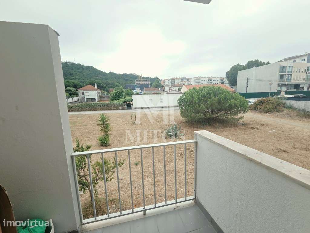 Apartamento T3 em Darque com localização privilegiada e excelentes ... - Grande imagem: 5/17