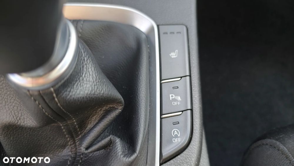 Hyundai i30 - 18