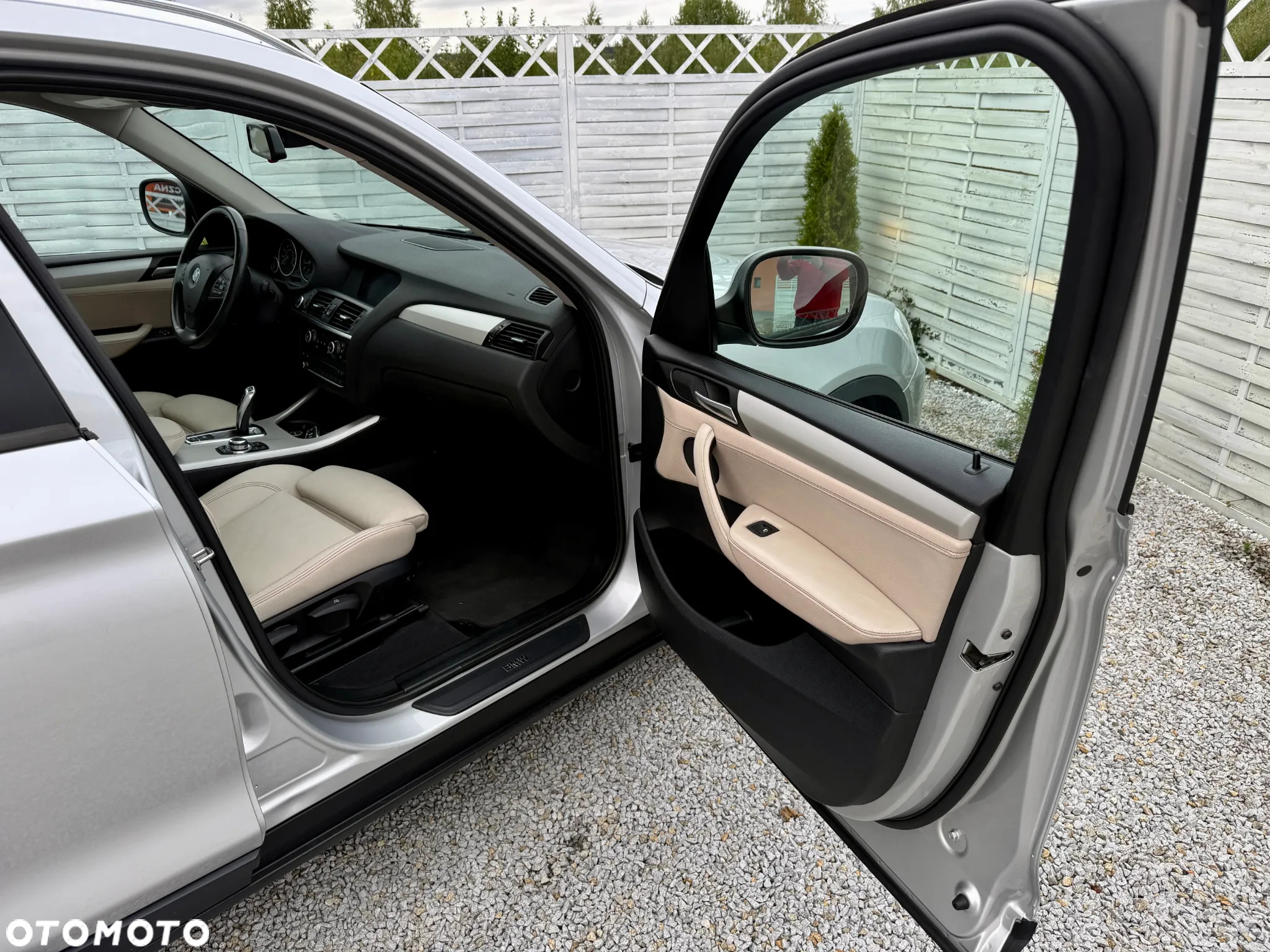 BMW X3 28i xDrive - 34