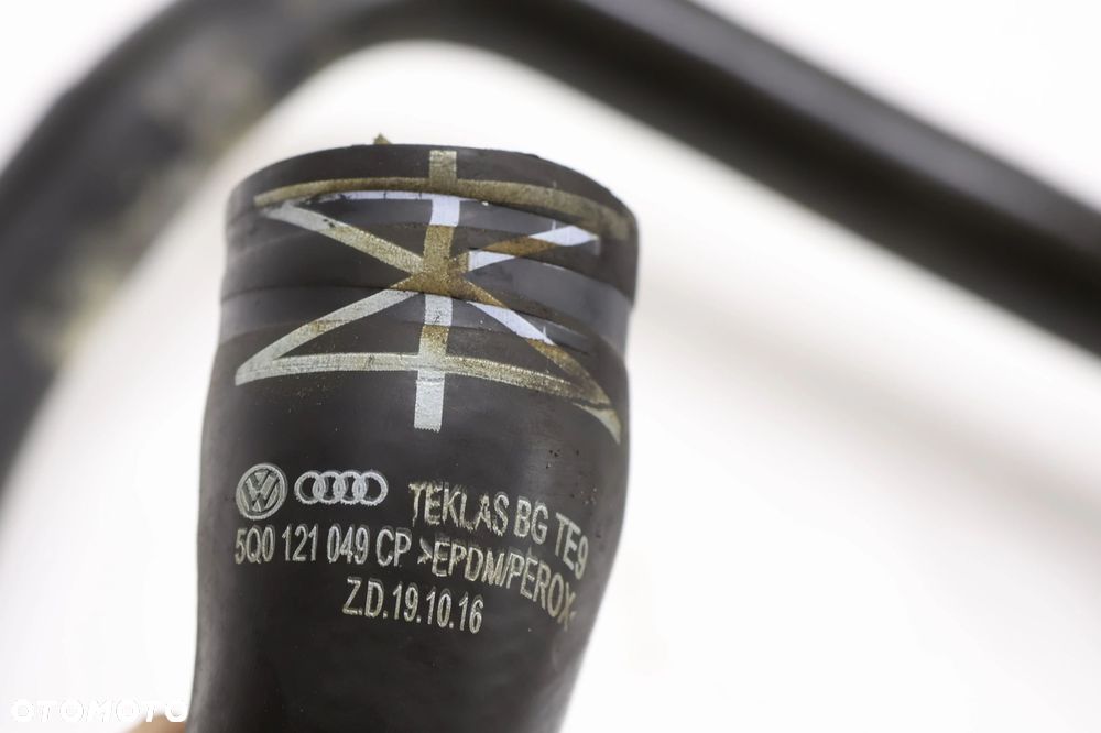 Audi Q2 81A przewody wody 5Q0121049CP - 3