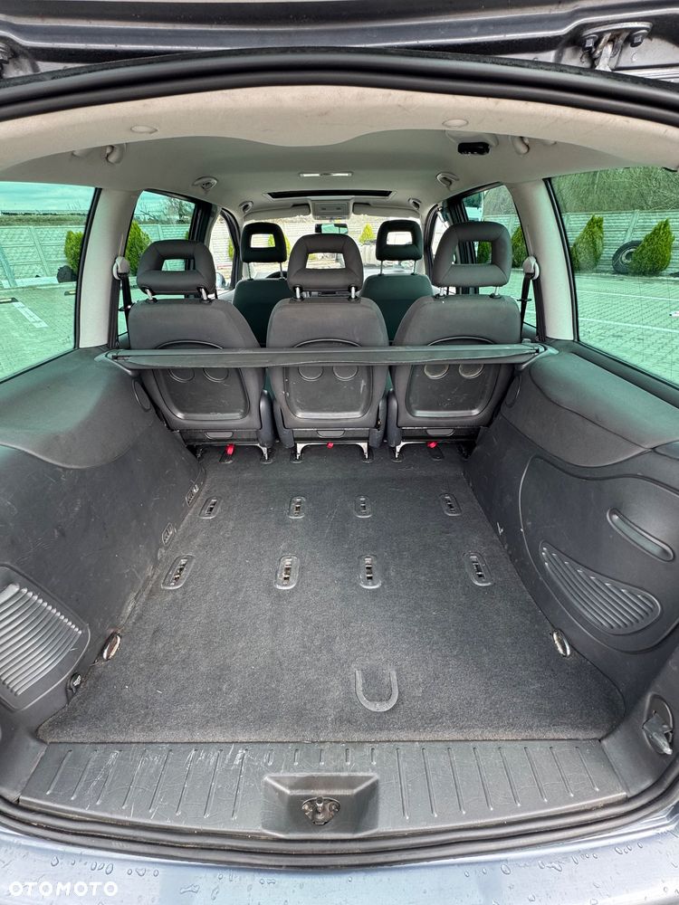 Volkswagen Sharan 1.9 TDI Comfortline - 15