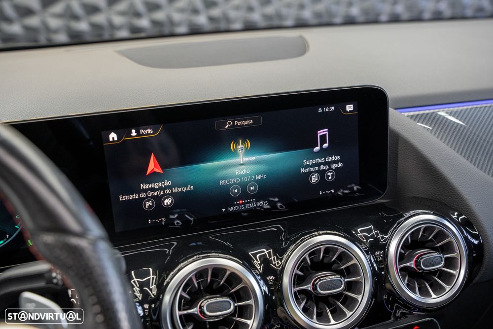 Mercedes-Benz GLA 250 e 8G-DCT AMG Line - 32