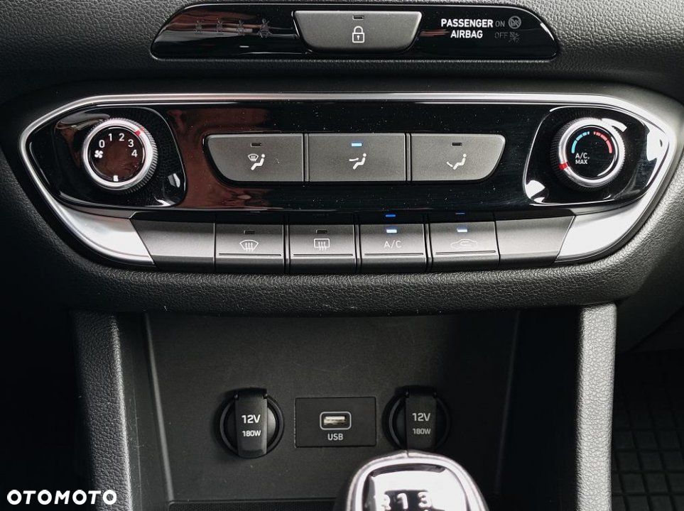 Hyundai i30 - 28