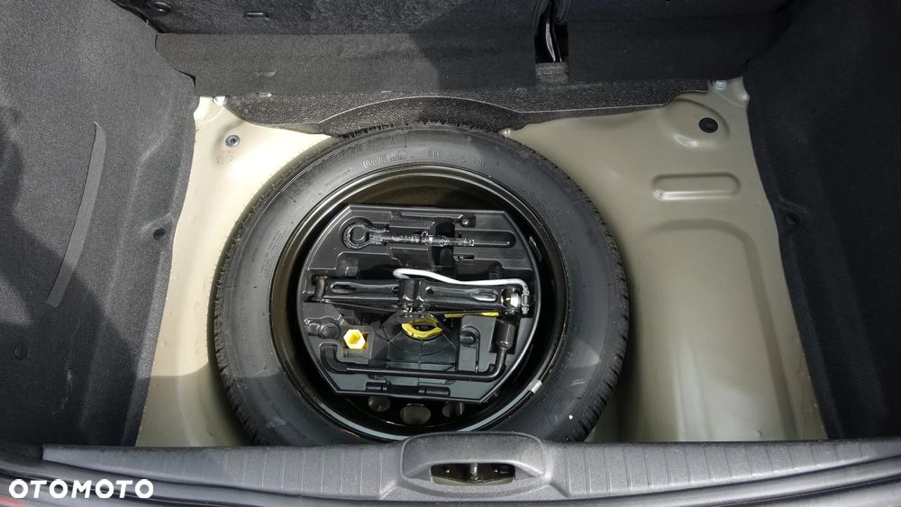 Peugeot 208 120 VTI Allure - 34