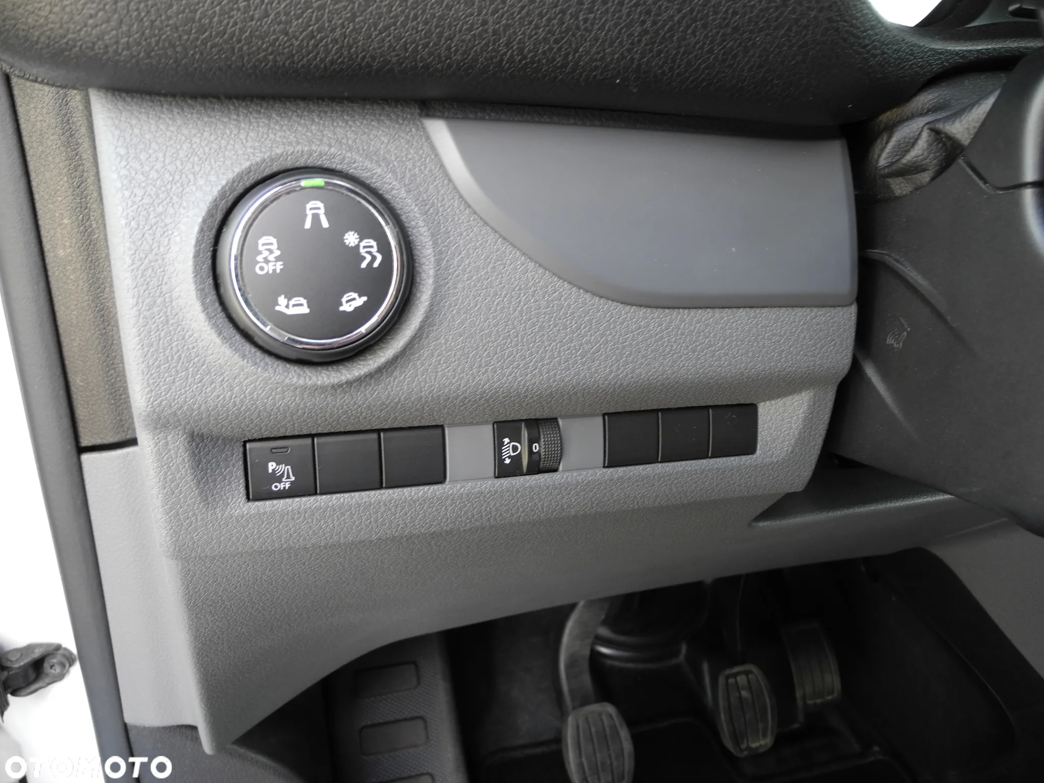 Opel Vivaro - 15