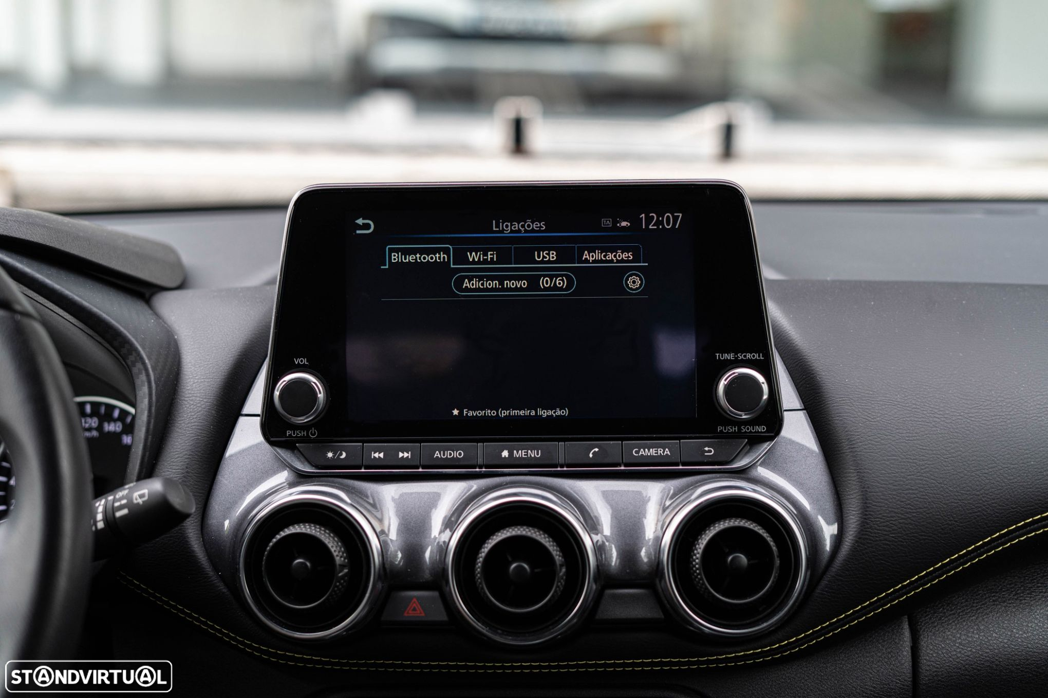 Nissan Juke 1.0 DIG-T Kiiro - 24