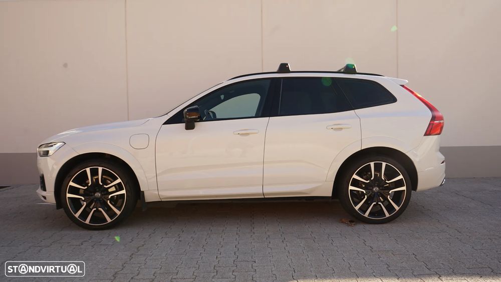 Volvo XC 60 2.0 T8 PHEV R-Design AWD - 2