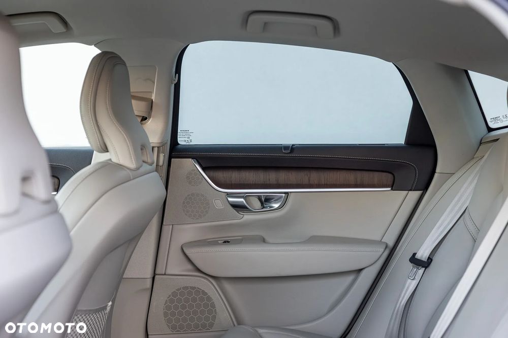 Volvo S90 D5 AWD Inscription - 36
