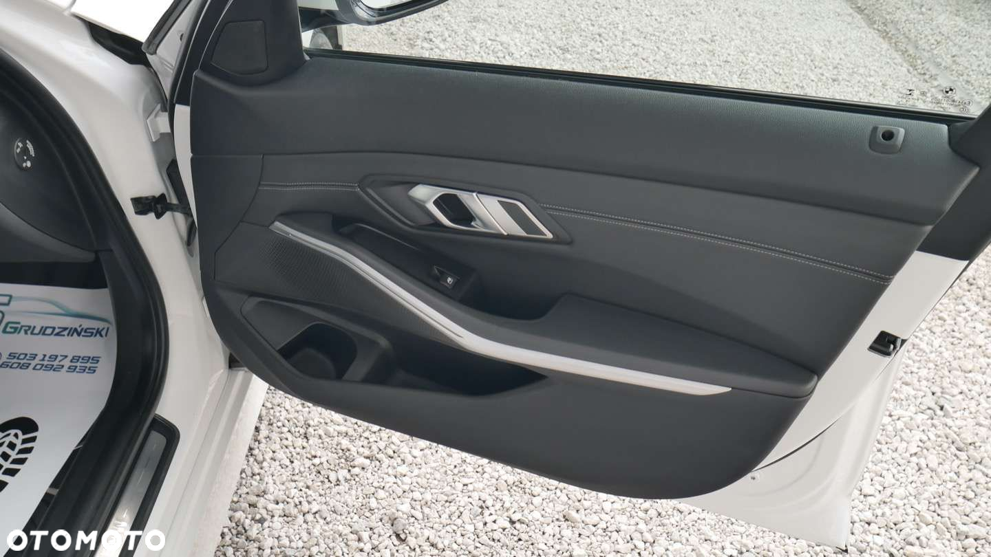 BMW Seria 3 - 19