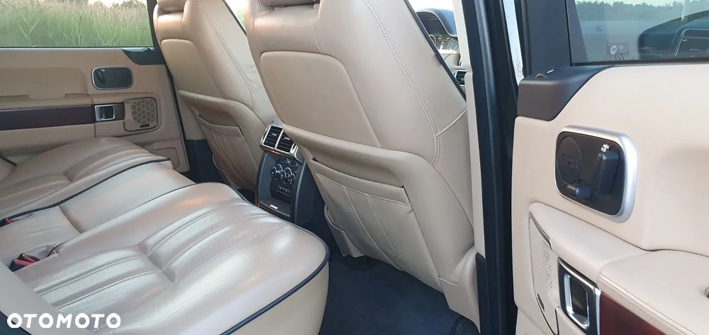 Land Rover Range Rover 4.4TD V8 Vogue - 9