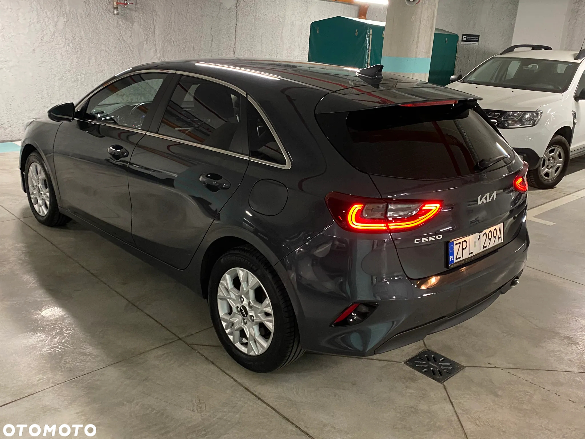 Kia Ceed - 12
