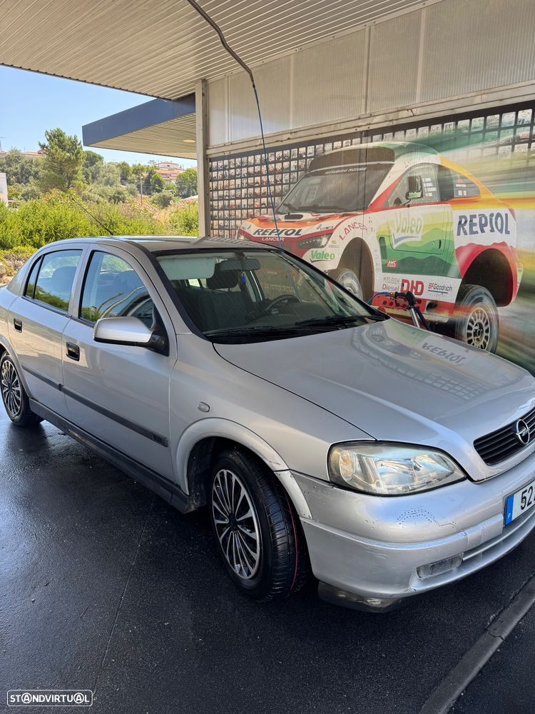 Opel Astra 1.7 DTi Club — fotografia 5