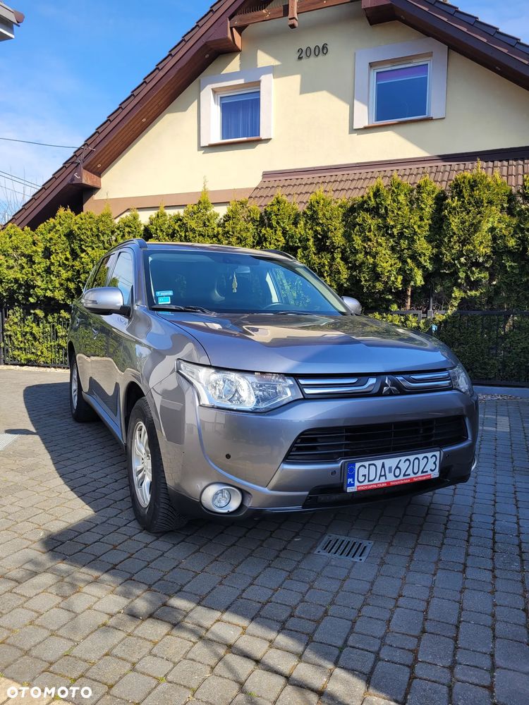 Mitsubishi Outlander 2.0 Intense 2WD - 1
