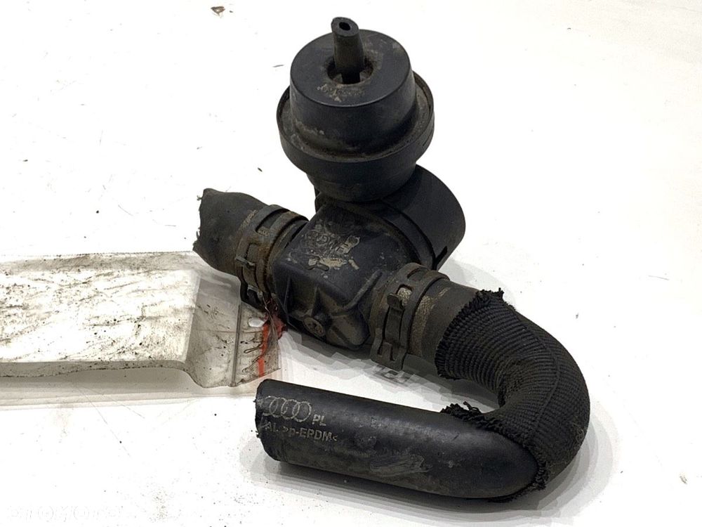 DODATKOWA POMPA WODY  AUDI A4 B8 (8K2) 2007 - 2015 2.0 TDI 105 kW [143 KM] olej napędowy 2007 - - 1