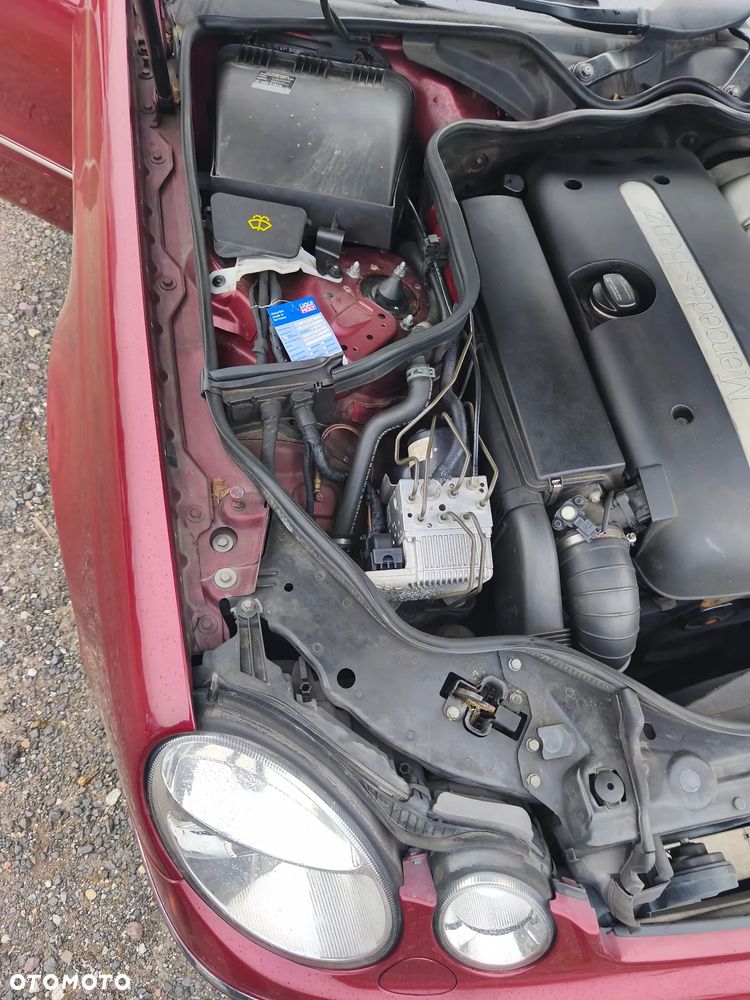 Mercedes-Benz Klasa E - 17