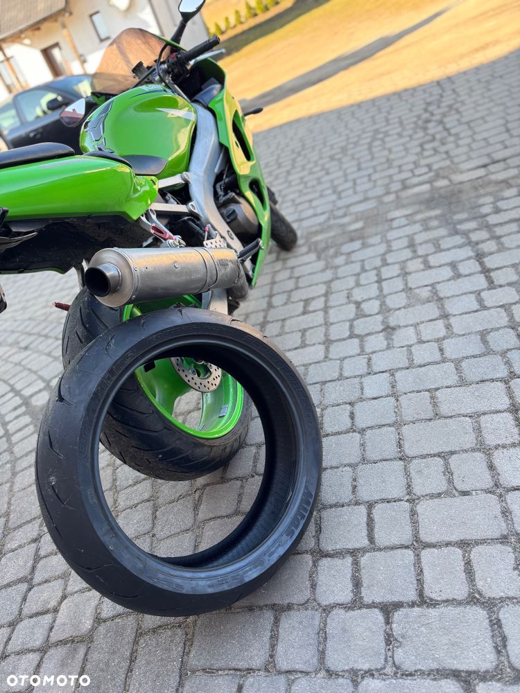 Kawasaki ZXR - 9