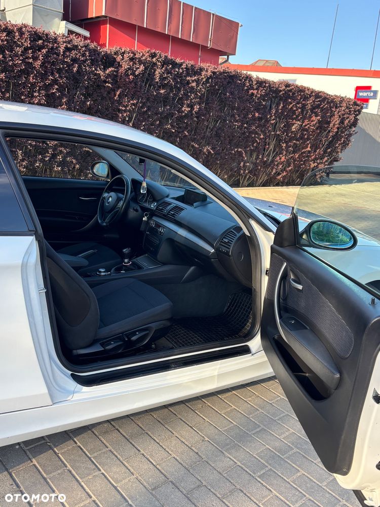 BMW Seria 1 - 15