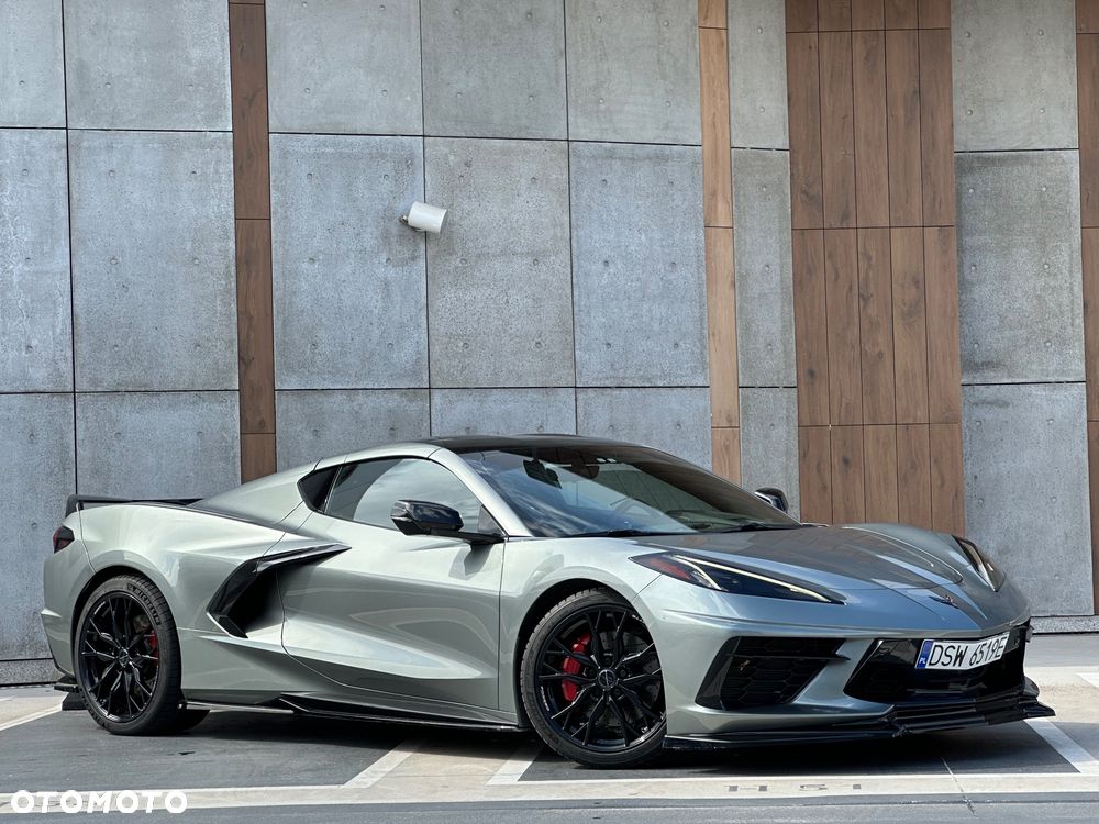 Chevrolet Corvette - 1