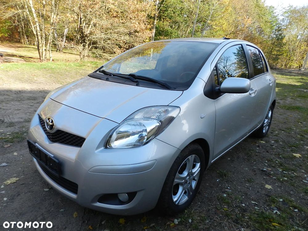 Toyota Yaris - 8
