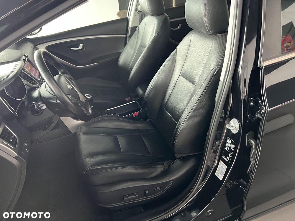 Hyundai i30 - 12