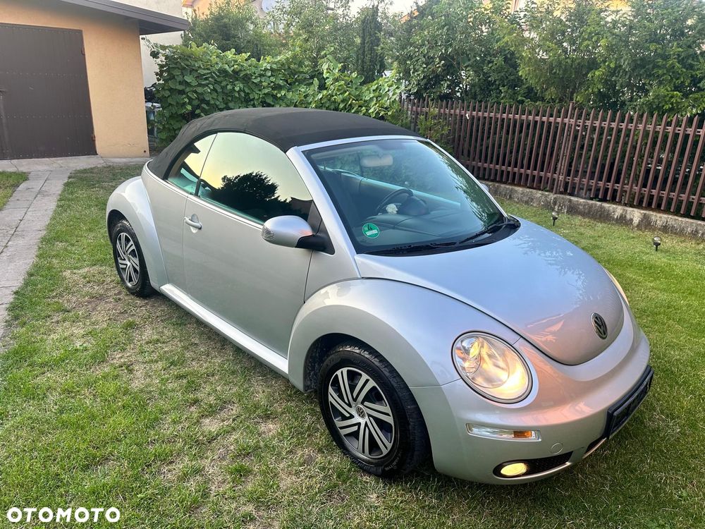 Volkswagen New Beetle 1.6 - 21