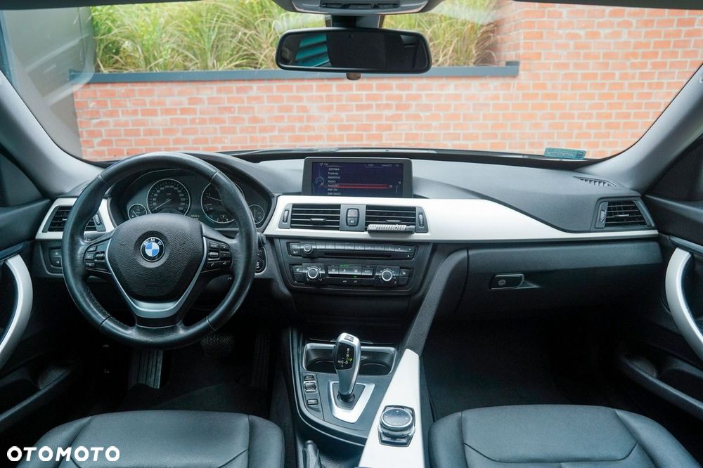 BMW 3GT 318d Sport Line - 8