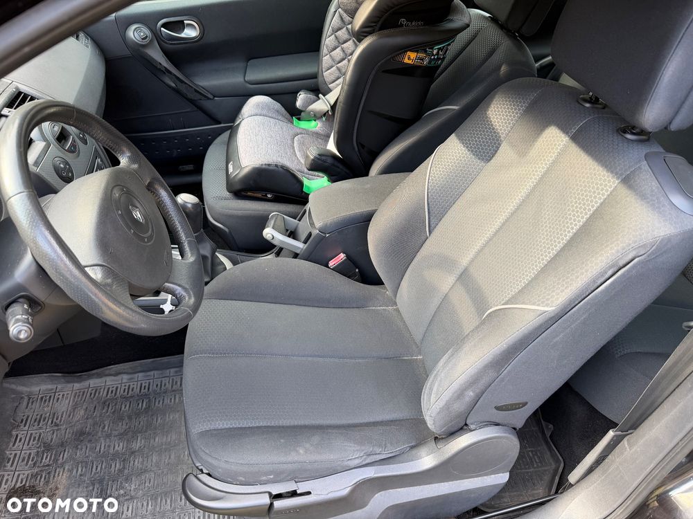 Renault Megane II 1.6 16V Confort Authentique - 11