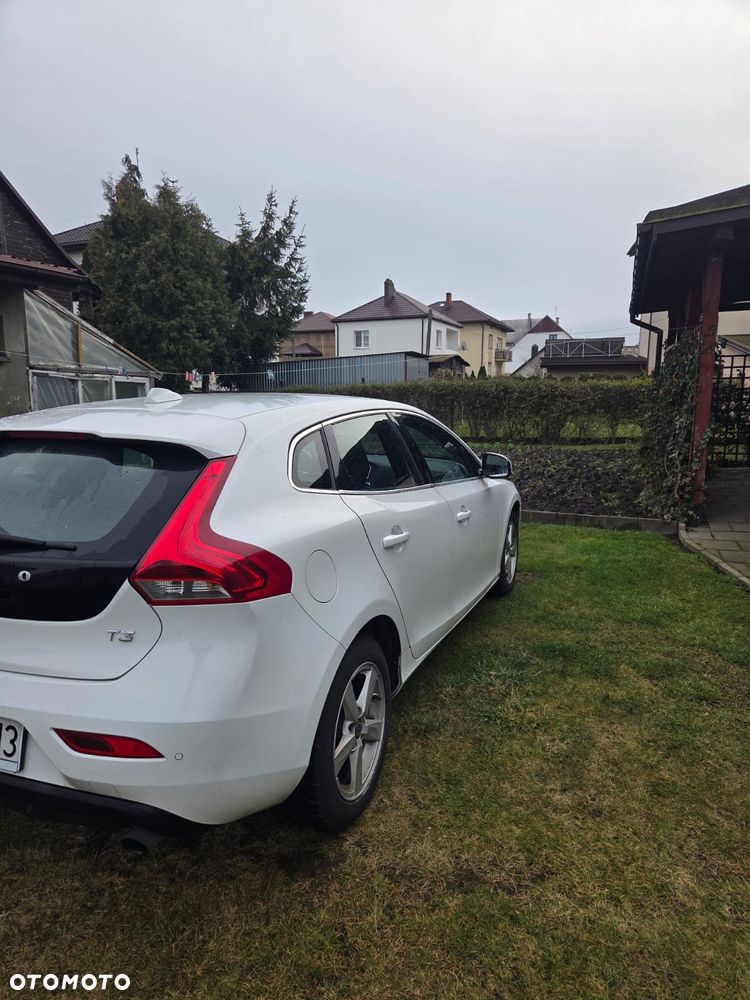 Volvo V40 T3 - 2