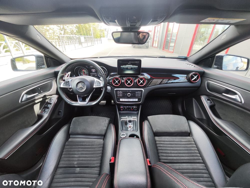 Mercedes-Benz CLA - 14