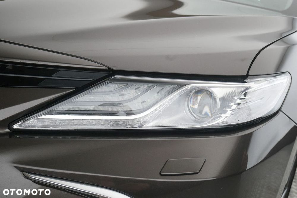 Toyota Camry 2.5 Hybrid Executive CVT - 13