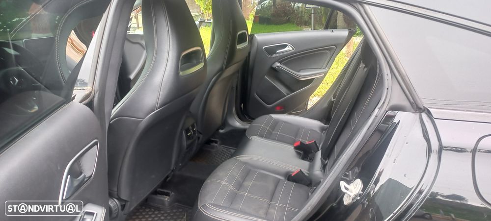 Mercedes-Benz CLA 220 (CDI) d 7G-DCT Urban - 7