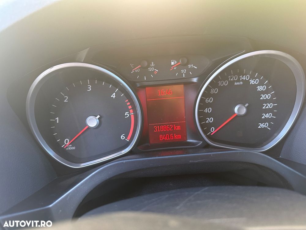 Ford S-Max 1.8 TDCi Trend - 6