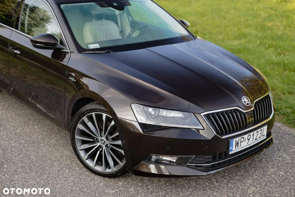 Skoda Superb 2.0 TDI 4x4 L&K DSG - 2