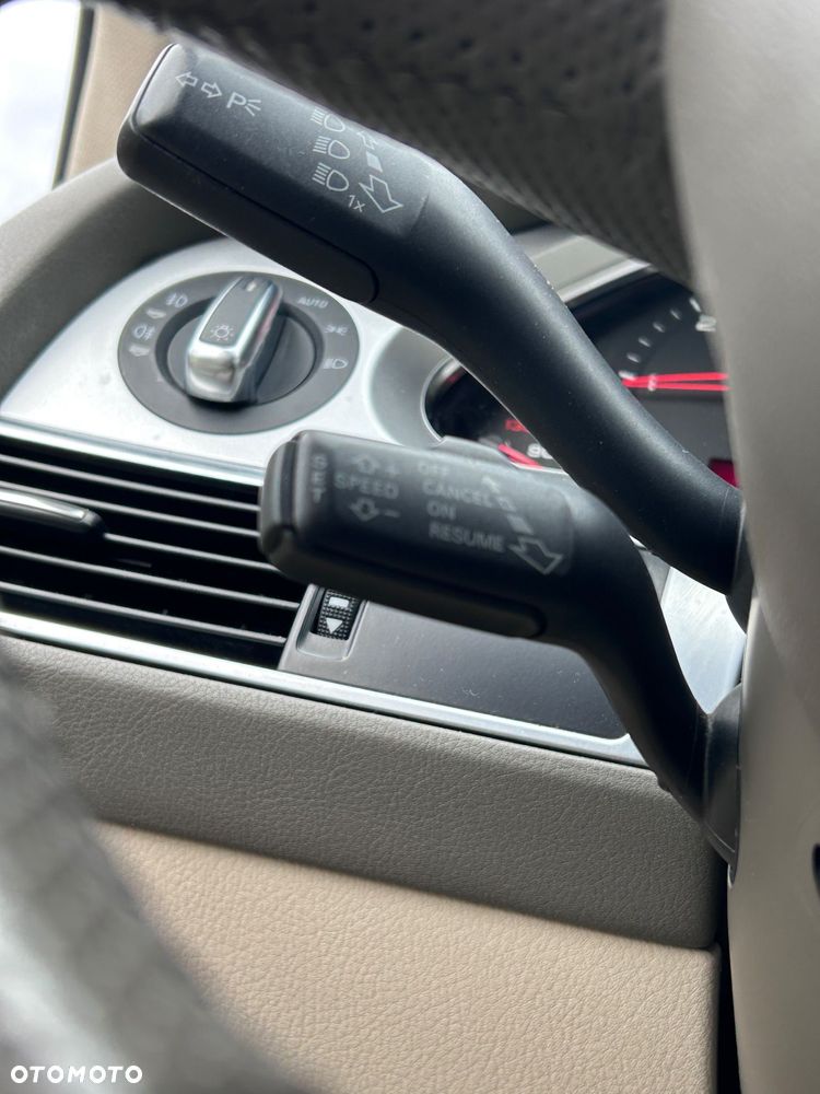 Audi A6 Avant - 8