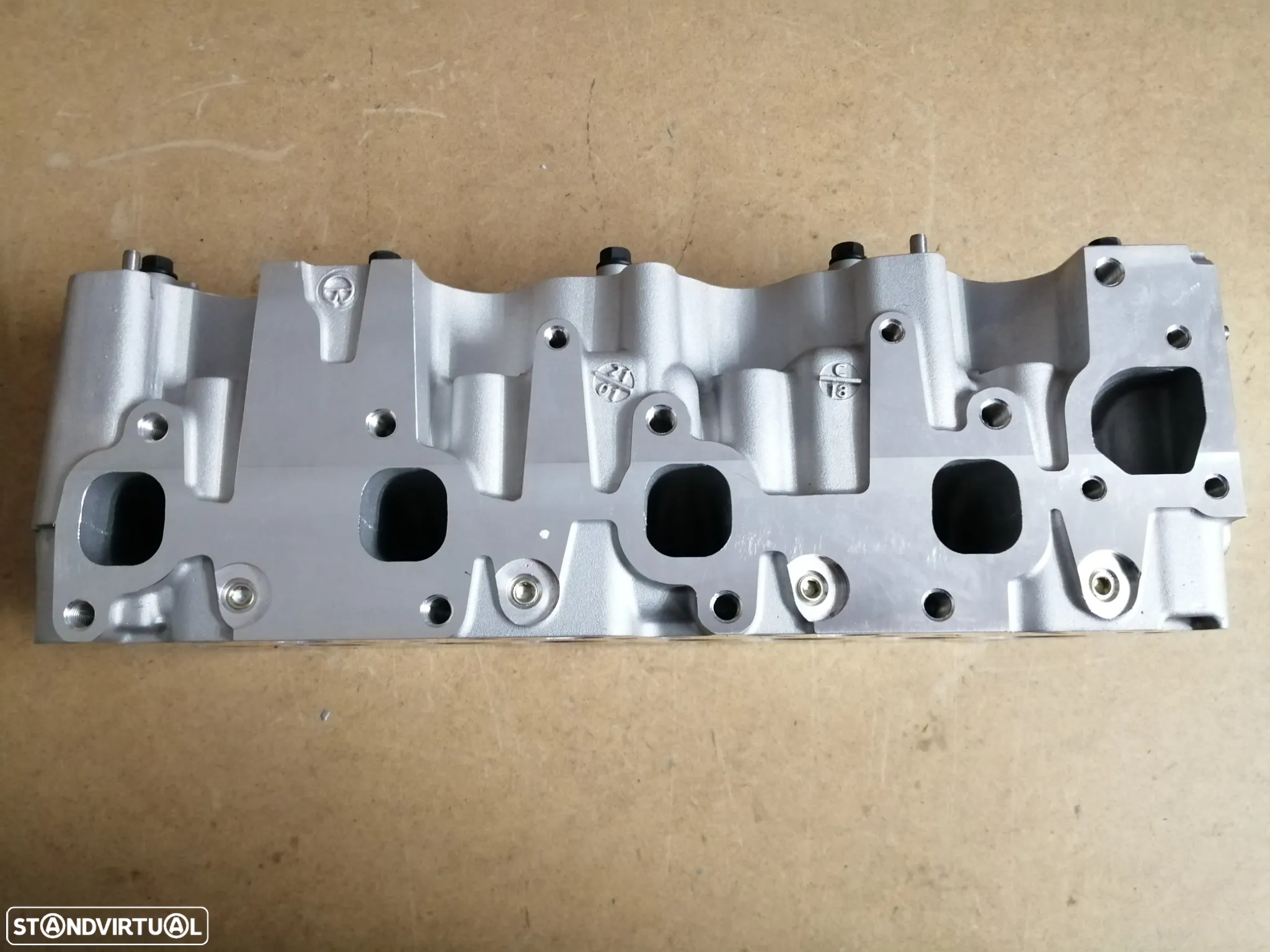 Cabeça de Motor 2.0 / 2.2 d/td - Toyota Avensis, Carina e Picnic Corolla Starvan 2.0 e 2.2 2C 2CT 3C 3CT 3CTE - 4