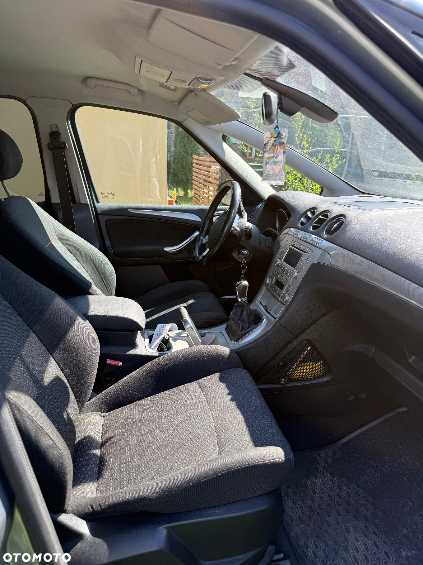 Ford S-Max - 10