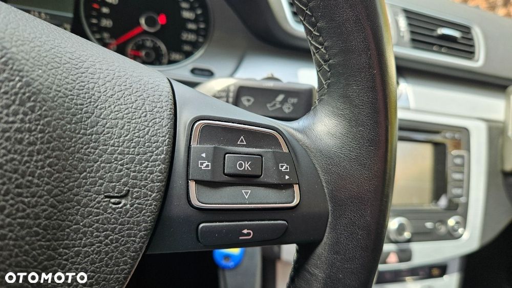 Volkswagen Passat CC - 30