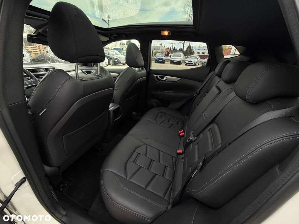 Nissan Qashqai 1.5 dCi Tekna+ - 21