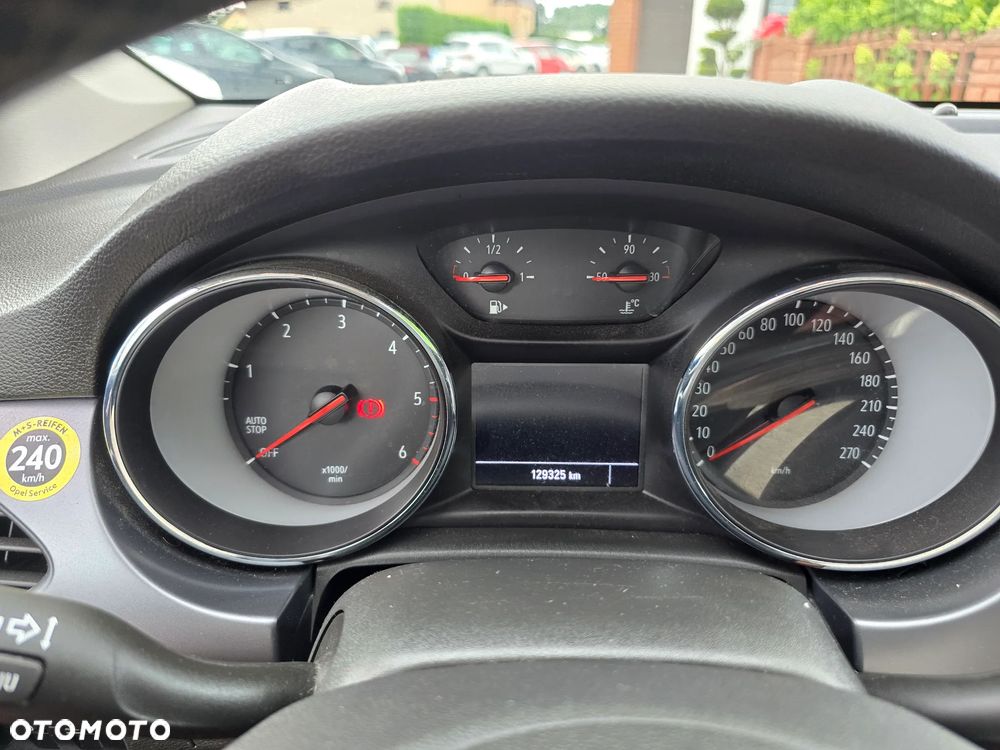 Opel Astra - 25