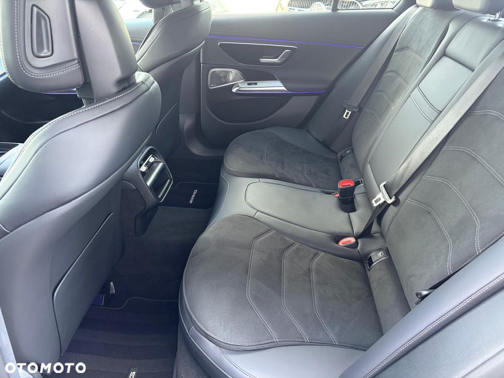 Mercedes-Benz Klasa E 220 d 4Matic 9G-TRONIC Edition AMG Line - 17