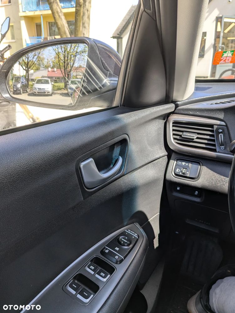 Kia Optima 1.7 CRDI M - 18